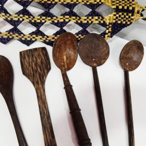 Kitul wooden spoon set & Spoon Holder reed