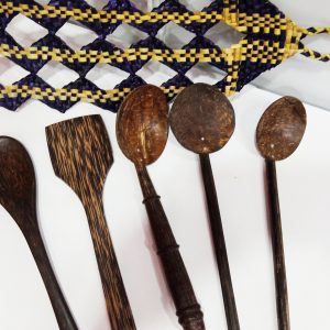Kitul wooden spoon set & Spoon Holder reed