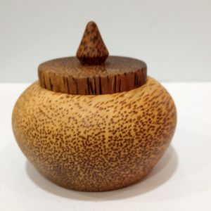 Hand-carved Coconut Wood Bowl Shape, Eco friendly